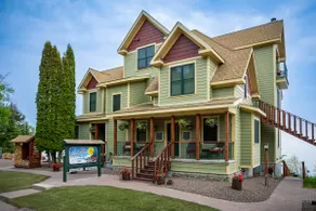 Croftville Road Cottages #5. On Lake Superior. - Image 2