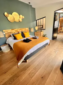 Jacuzzi, sauna, terrace and private parking **** - Image 3