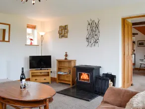 Farm Cottage - Image 3