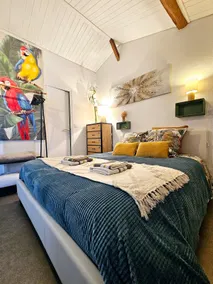 Rio Cottage • Brazilian spirit & secure parking - Image 3