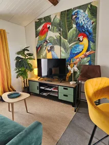 Rio Cottage • Brazilian spirit & secure parking - Image 2