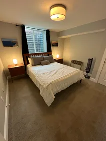 Cozy basement guest suite, 15 min walk to downtown - Image 3
