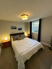 Cozy basement guest suite, 15 min walk to downtown - Image 4