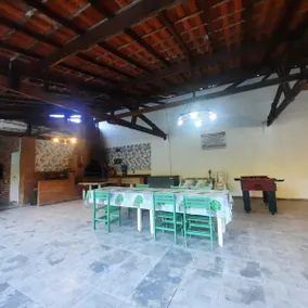 Ranch with pool, barbecue area and soccer field - Image 2