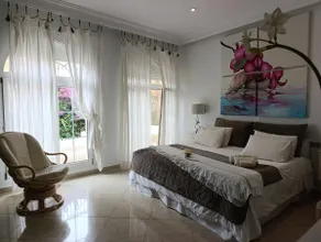 Villa with private pool. Relaxing getaways. - Image 4