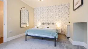 The Roman Apartment - Image 2