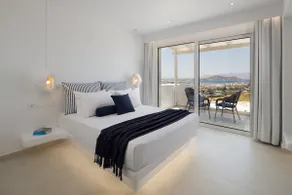 Executive Suite with Sea View - Image 5