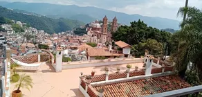 ”La Terraza de Guadalupe” Private Loft downtown Taxco - Image 5