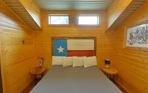 Cozy Hill Country Cabin 1 Getaway - Image 3