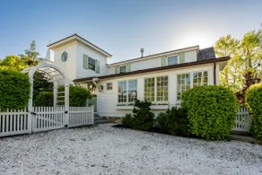 Captains Cottage 3 Bedroom 3,5 Bathroom in Cape Porpoise - Image 3