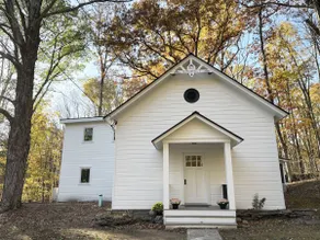 Renovated Catskills Schoolhouse: Playroom+Fire Pit - Image 2