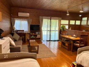 Cosy Cabin on Mango Farm with FirePit & BBQ - Image 4