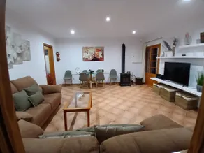 Large and cozy villa - Image 5
