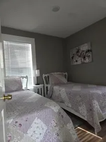 Brady's Little Bungalow - Image 5