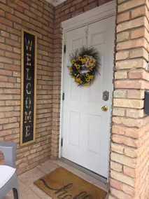 Brady's Little Bungalow - Image 2