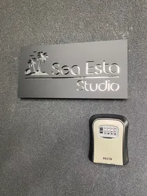 East Woonona Sea Esta Studio - Image 2
