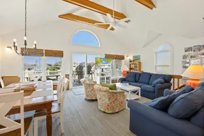 6205 Markel * 4 Min Walk to the Beach - Image 2