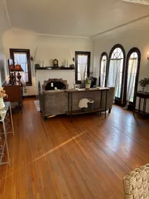 Glendale Spacious Character Home In Prime Location - Image 3