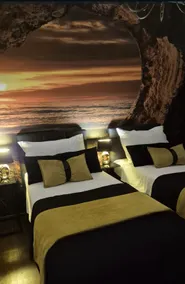 Split Luxury Oasis - Image 5