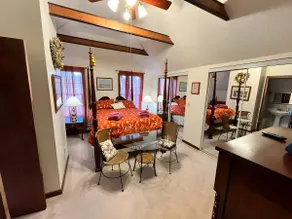 Unique Sunken Living Room • Scenic valley overlook - Image 4