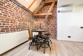Stylish Duplex for Groups near Piata Romana - Image 4