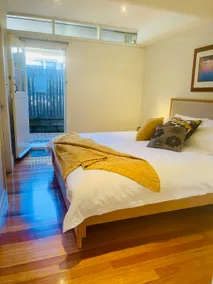 Corporate Hide-Away/5mins walk to Norwest Metro. - Image 3