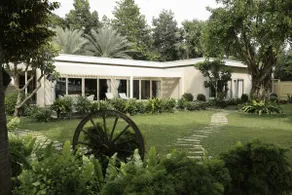 4br Villa River Deck, Pool, Bbq & Garden - Image 2