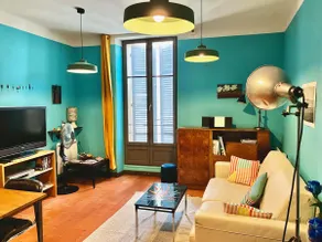 Stylish, bright & cozy flat in central Arles - Image 3