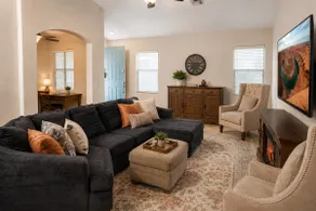 Cute, Clean, Comfy & Community (Amenities!) - Image 2