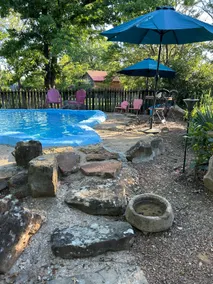A Little bit of Paradise @ Summit Hill Gardens - Image 5