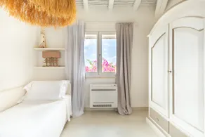 VILLA BOUGAINVILLEA mit Pool und privatem Garten, nur 500 Meter vom Meer entfernt - Image 3