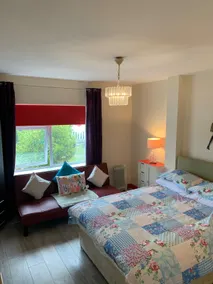 Cozy Coastal Apartment in Kilgetty with views - Image 3