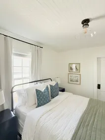 The Kickapoo Cottage - Close to JQH & Mercy - Image 3