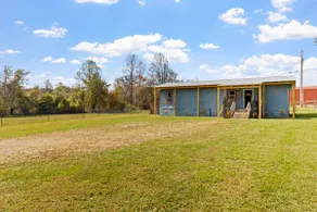 Relax & Unwind in Cozy Farm Stay 7 mins from I-24 - Image 4