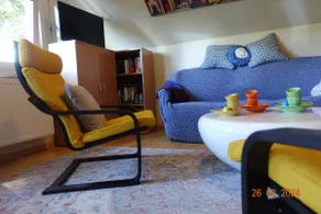 Two bedrooms, parking at the house - Image 4