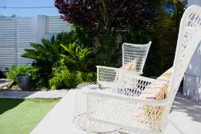 White and Light House - Image 2
