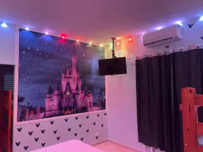 Disney House with Heated Pool and Themed Bedrooms - Image 4