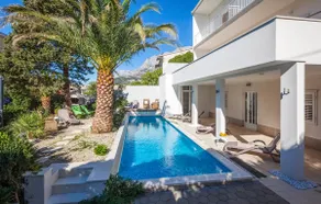 Bel appartement à Makarska - Image 4