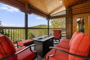 Vid Last Lodge | Vacker 3BR Pet Friendly Log Home w / badtunna och bekvämligheter! - Image 4