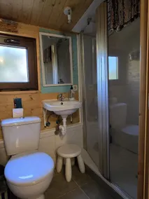 Small charming bungalow. - Image 3