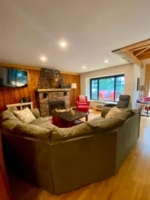 Northwoods Retreat Lakefront- sleeps up to 12 w/deck & firepit! Gorgeous views! - Image 4