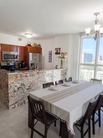 Alma del Horizonte – Skyline + Ocean, Free Parking - Image 3