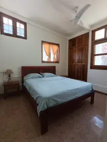 Casa Bill Clinton: The Gallery (#3) - Image 2