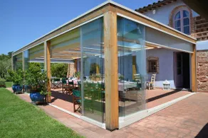 Eco-friendly villa with pool and park - Image 2