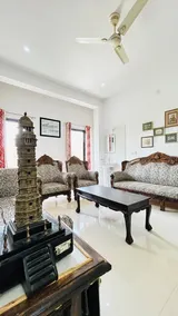 Pichola Lakeside Villa - Image 2