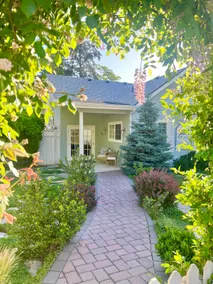 Spa Like Stay at the Award Winning Britt Bungalow in the Heart of Jacksonville - Image 2