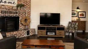 StunningSuzInn Backyard Views 3Bedrooms3Baths - Image 4