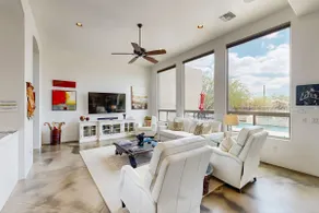 Gorgeous 2BR Mountainview | Chef's Kitchen - Image 2