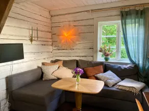 Log cabin in rural idyll near Jönköping - Image 2