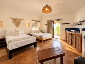 Beachfront Bungalow ”Rose of the Winds” - Image 3